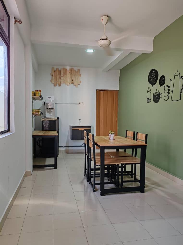 Suite Us Guesthouse Kubang Kerian Kota Bharu Esterno foto
